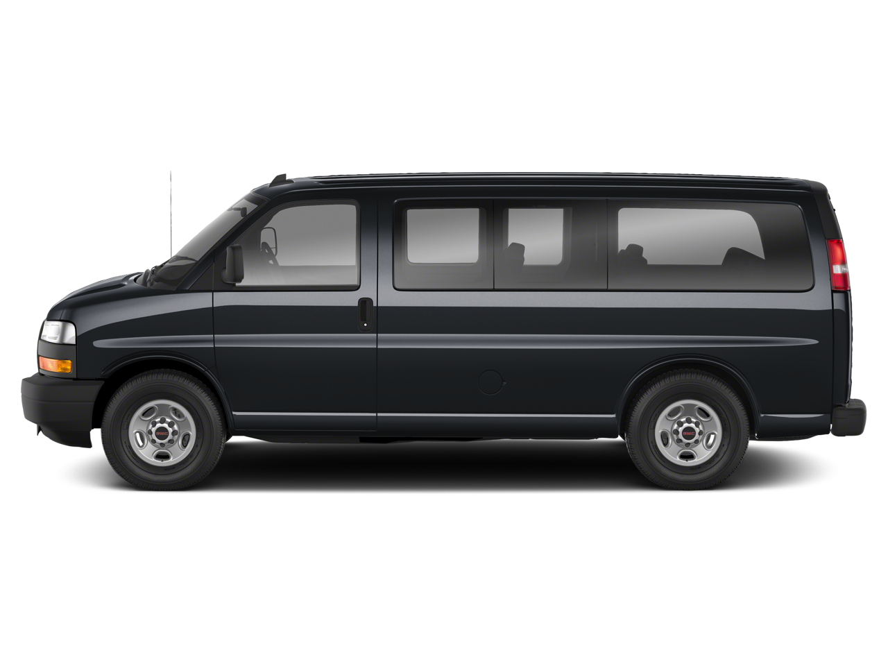2022 GMC Savana Passenger 2500 LS