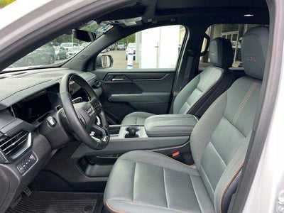 2024 GMC Acadia AT4