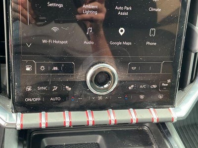 2024 GMC Acadia AT4