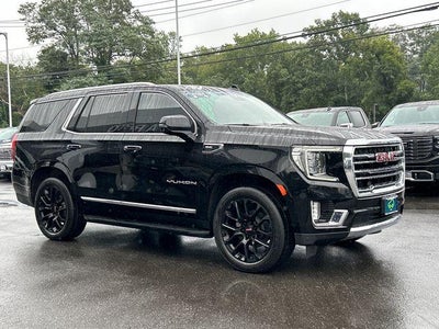 2023 GMC Yukon SLT