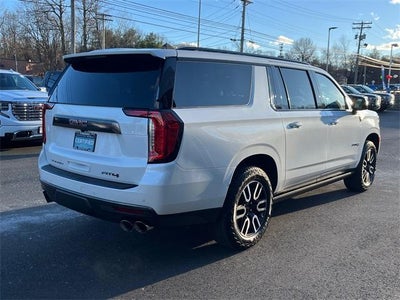 2023 GMC Yukon XL AT4