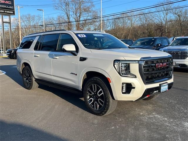 2023 GMC Yukon XL AT4