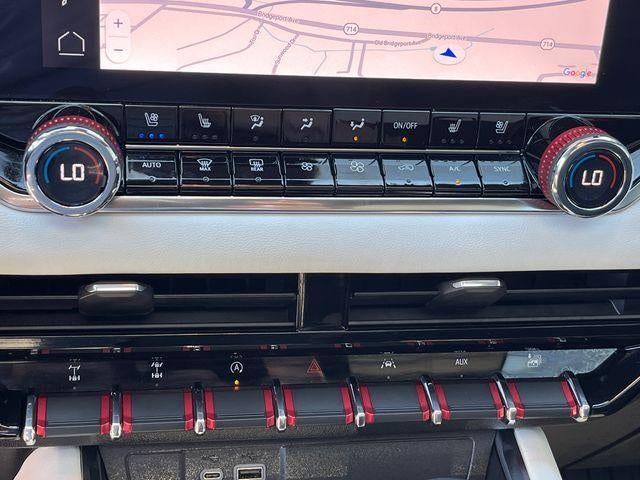 2023 GMC Canyon AT4X