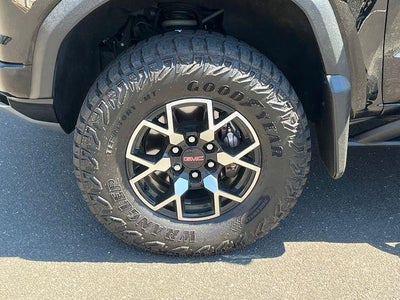 2023 GMC Canyon AT4X