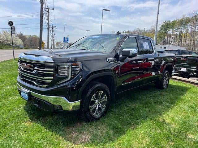 2025 GMC Sierra 4WD Crew Cab Short Box SLT's photo