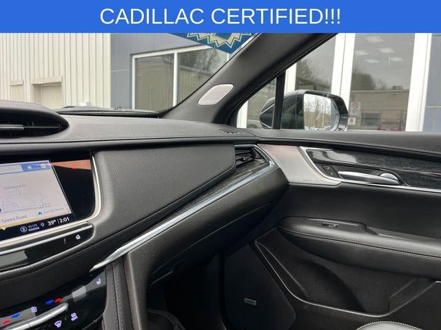 2022 Cadillac XT5 Premium Luxury