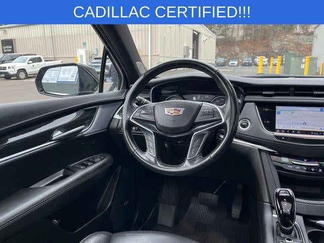 2022 Cadillac XT5 Premium Luxury
