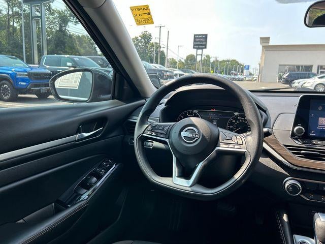 2023 Nissan Altima SV Intelligent AWD
