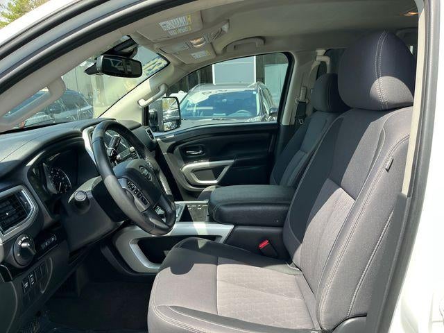2021 Nissan Titan SV