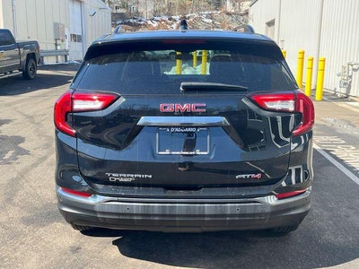 2022 GMC Terrain AT4