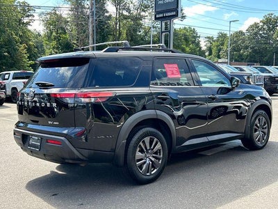 2022 Nissan Pathfinder SV 4WD