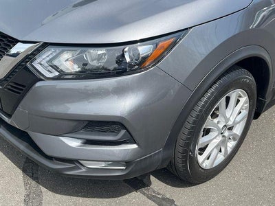 2022 Nissan Rogue Sport SV