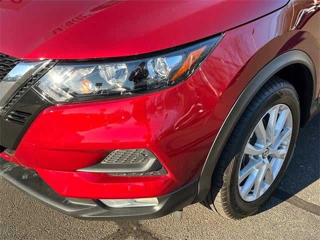 2022 Nissan Rogue Sport SV