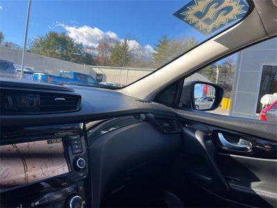 2022 Nissan Rogue Sport SL