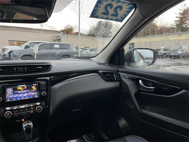 2022 Nissan Rogue Sport SL