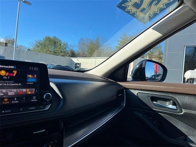 2022 Nissan Rogue SV