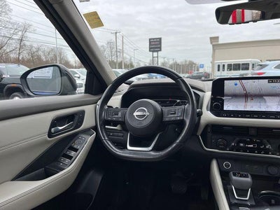 2022 Nissan Rogue SL