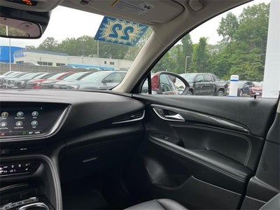 2022 Buick Envision Essence